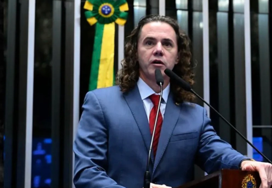 Na tribuna, Veneziano defende criação da CPI do Banco Master com investigação 